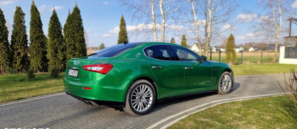 Maserati Ghibli cena 103000 przebieg: 120000, rok produkcji 2014 z Chocz małe 301